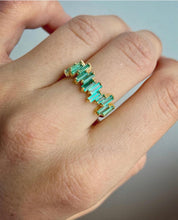 將圖片加載到圖庫查看器中， Crazy Ring - 18K Yellow Gold - Colombian Emerald Ring